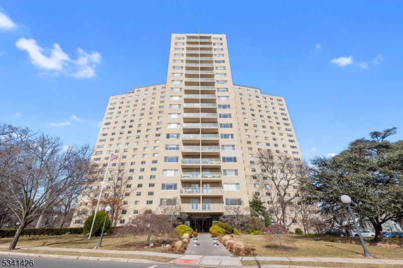 377 S Harrison Street East Orange NJ 07018