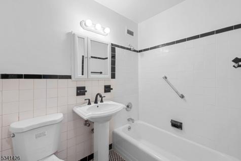 377 S Harrison Street East Orange NJ 07018