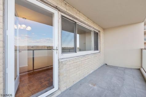 377 S Harrison Street East Orange NJ 07018