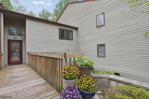 240 Mountain View Drive Mahwah NJ 07430