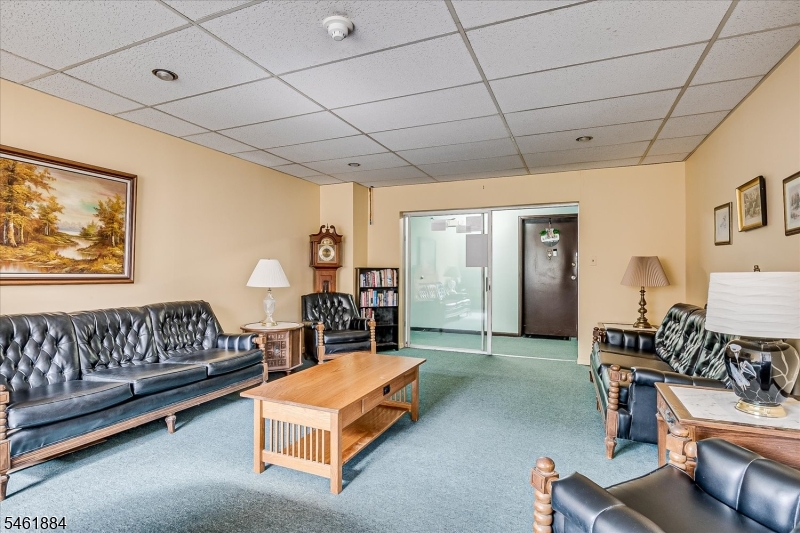 255 Tucker Avenue Union NJ 07083