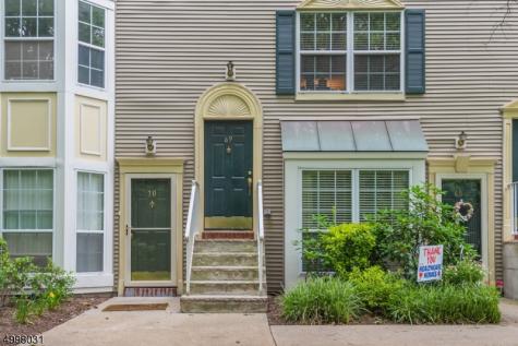 69 Heritage Court Montville NJ 07082