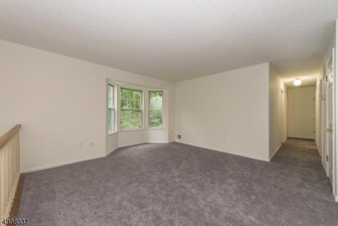 69 Heritage Court Montville NJ 07082