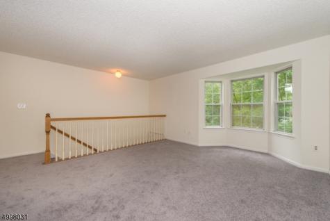 69 Heritage Court Montville NJ 07082