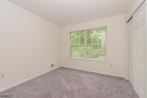69 Heritage Court Montville NJ 07082