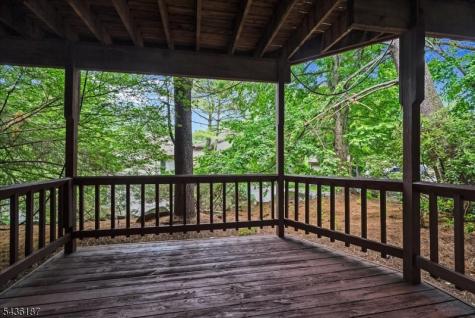 35 Indian Run Watchung NJ 07069