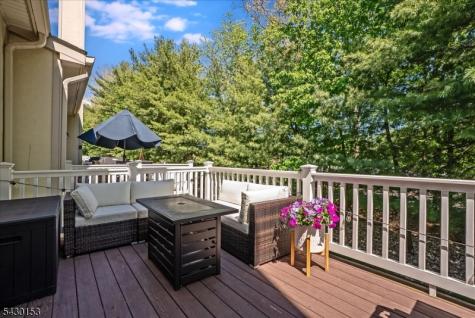2103 Park Place Springfield NJ 07081