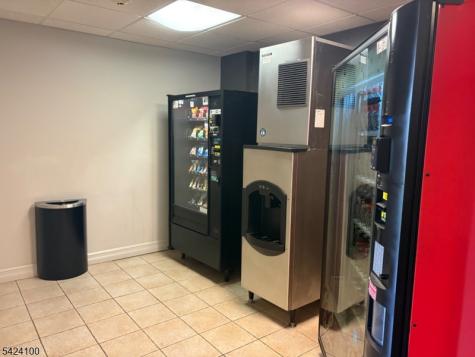 2 Chamonix Drive Vernon NJ 07462