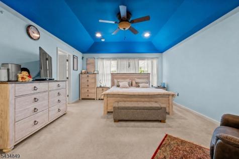 9 Mc Nish Way West Caldwell NJ 07006