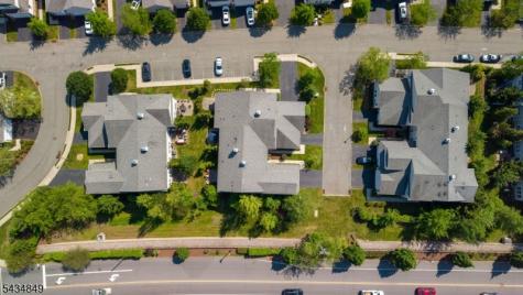9 Mc Nish Way West Caldwell NJ 07006