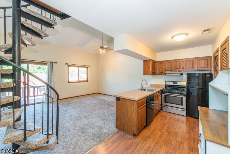 14 Stonehill Drive Vernon NJ 07462