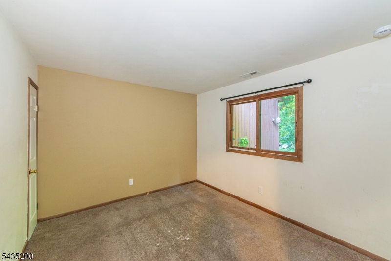 14 Stonehill Drive Vernon NJ 07462