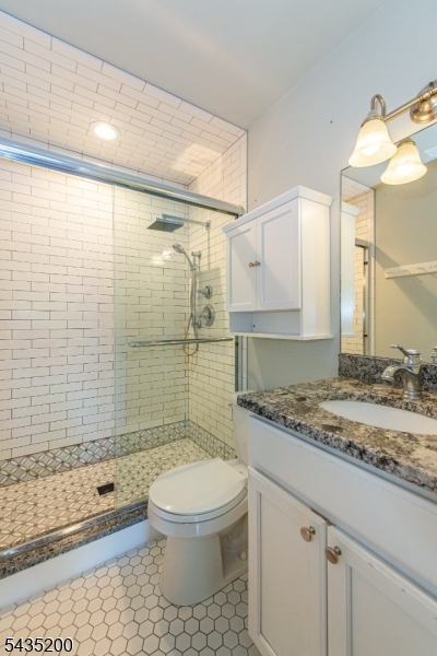 14 Stonehill Drive Vernon NJ 07462