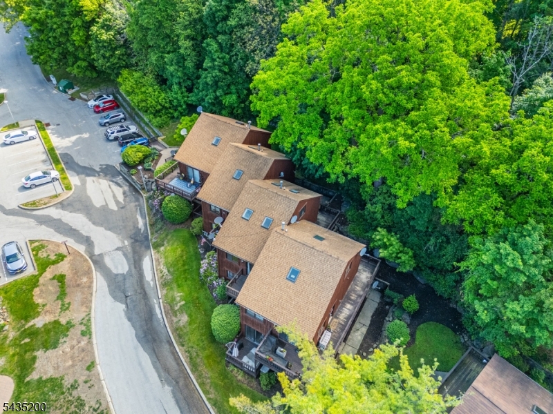 14 Stonehill Drive Vernon NJ 07462