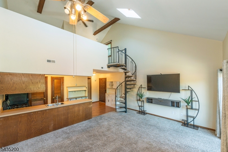 14 Stonehill Drive Vernon NJ 07462