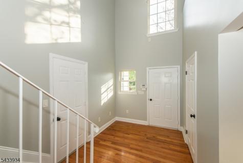 30 Colby Court White NJ 07823