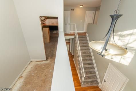 30 Colby Court White NJ 07823