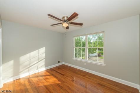 30 Colby Court White NJ 07823