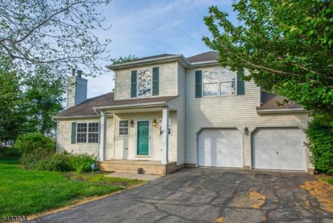 30 Colby Court White NJ 07823