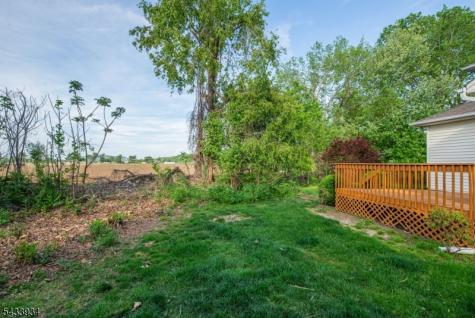 30 Colby Court White NJ 07823