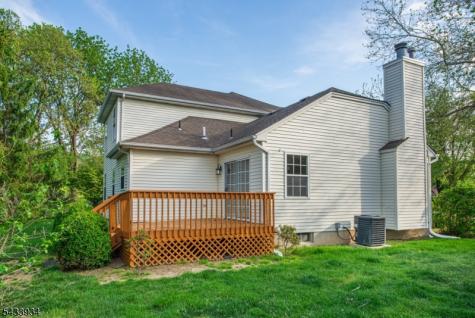 30 Colby Court White NJ 07823