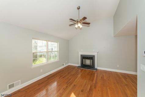 30 Colby Court White NJ 07823