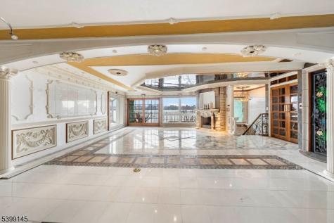 1225 River Road Edgewater NJ 07020
