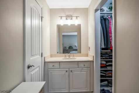 38 Fieldstone Road Ondo Bedminster NJ 07921