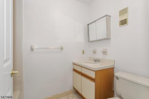 483 Forest Street Kearny NJ 07032
