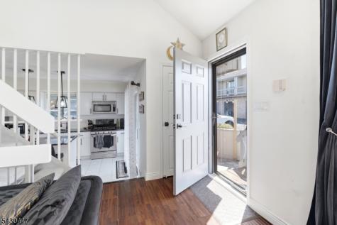 9 Talbot Street Franklin NJ 08873