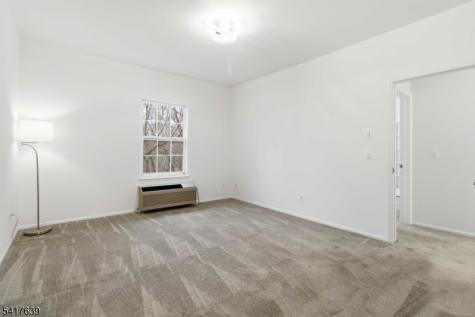 5301 Richmond Road West Milford NJ 07480