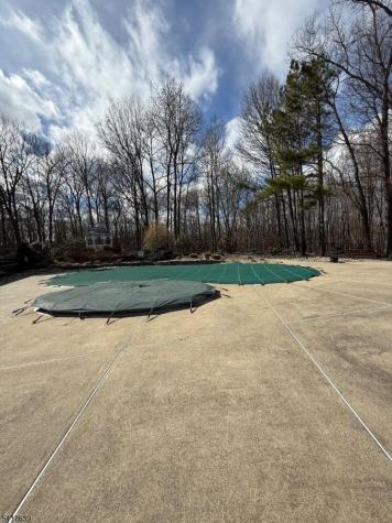 5301 Richmond Road West Milford NJ 07480