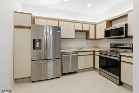 5301 Richmond Road West Milford NJ 07480