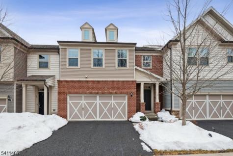 33 Albert Court Randolph NJ 07869
