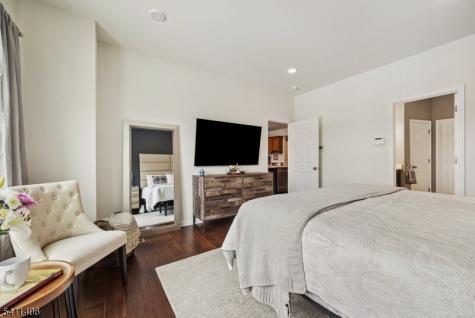33 Albert Court Randolph NJ 07869