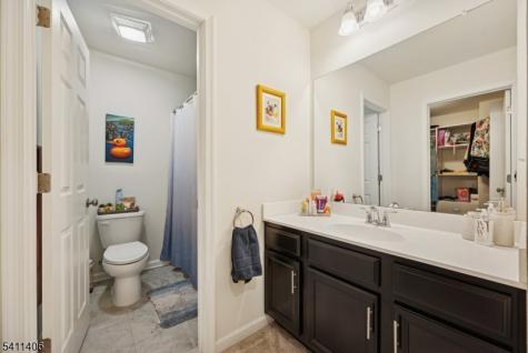 33 Albert Court Randolph NJ 07869