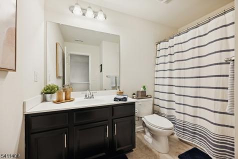33 Albert Court Randolph NJ 07869