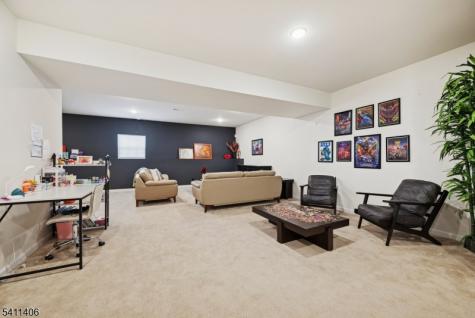 33 Albert Court Randolph NJ 07869