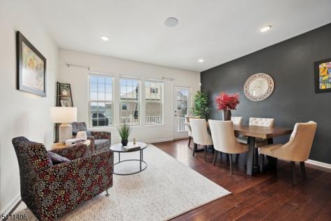 33 Albert Court Randolph NJ 07869