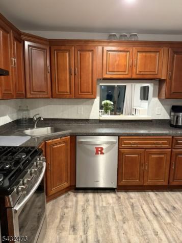 464 Harwick Court Piscataway NJ 08854