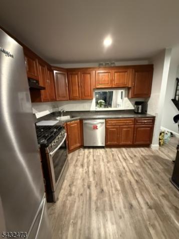 464 Harwick Court Piscataway NJ 08854