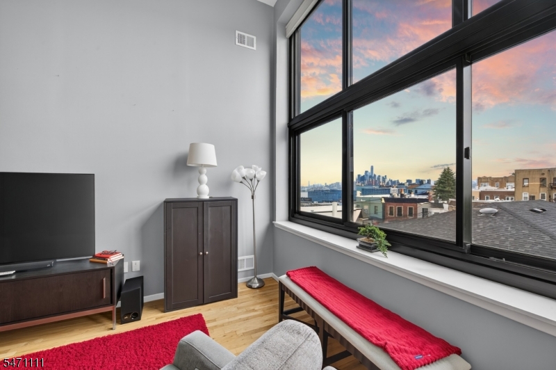 518 Gregory Avenue Weehawken NJ 07086