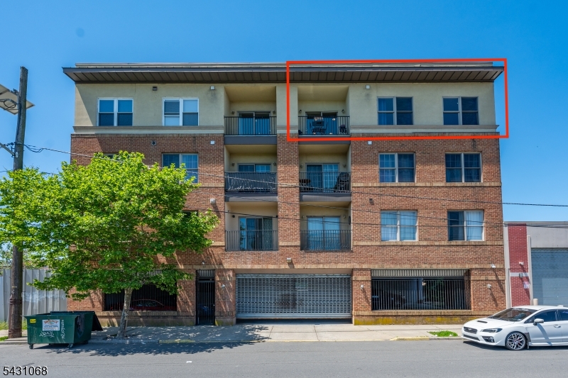 15 Tichenor Lane Newark NJ 07114