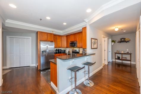 15 Tichenor Lane Newark NJ 07114