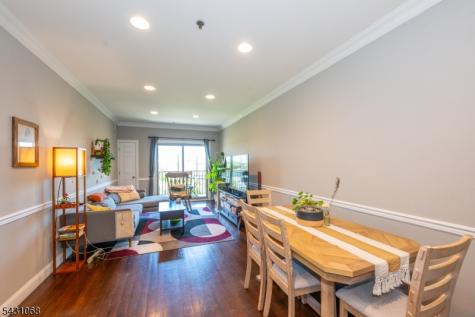 15 Tichenor Lane Newark NJ 07114