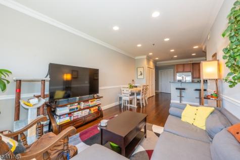 15 Tichenor Lane Newark NJ 07114