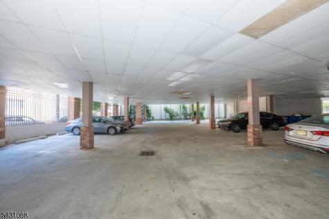 15 Tichenor Lane Newark NJ 07114