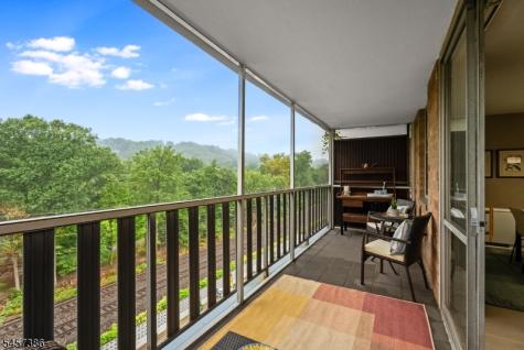 530 Valley Road Montclair NJ 07043