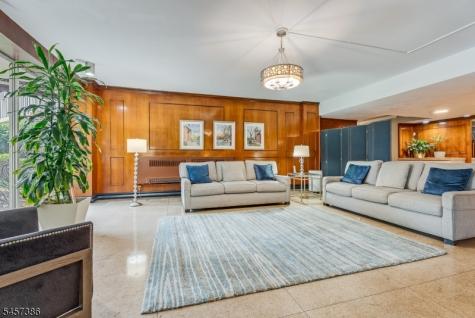 530 Valley Road Montclair NJ 07043