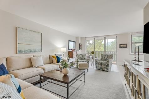 530 Valley Road Montclair NJ 07043